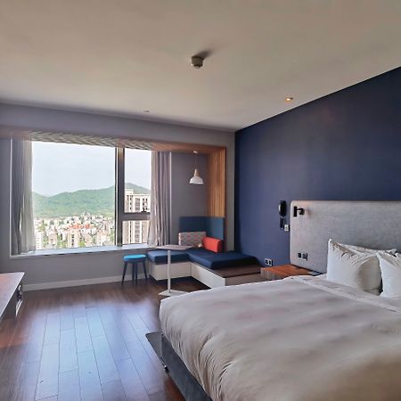 Holiday Inn Express Zhoushan Dinghai By Ihg Exterior foto